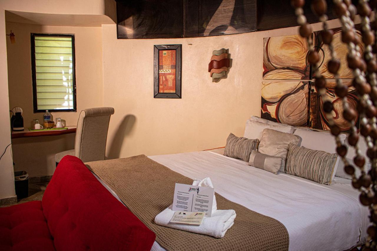 Cocos Cabanas Playa Del Carmen Adults Only Екстериор снимка