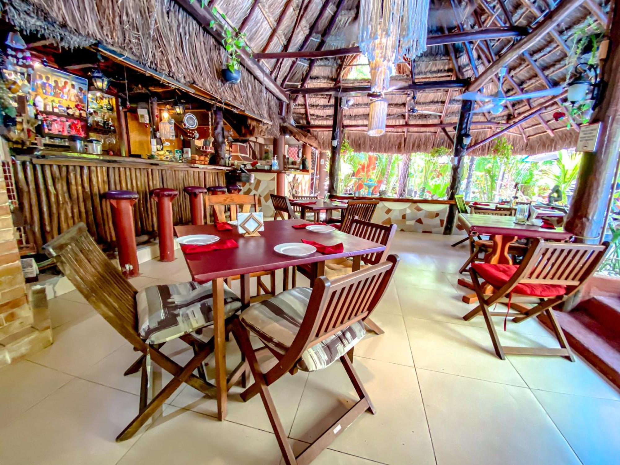 Cocos Cabanas Playa Del Carmen Adults Only Екстериор снимка