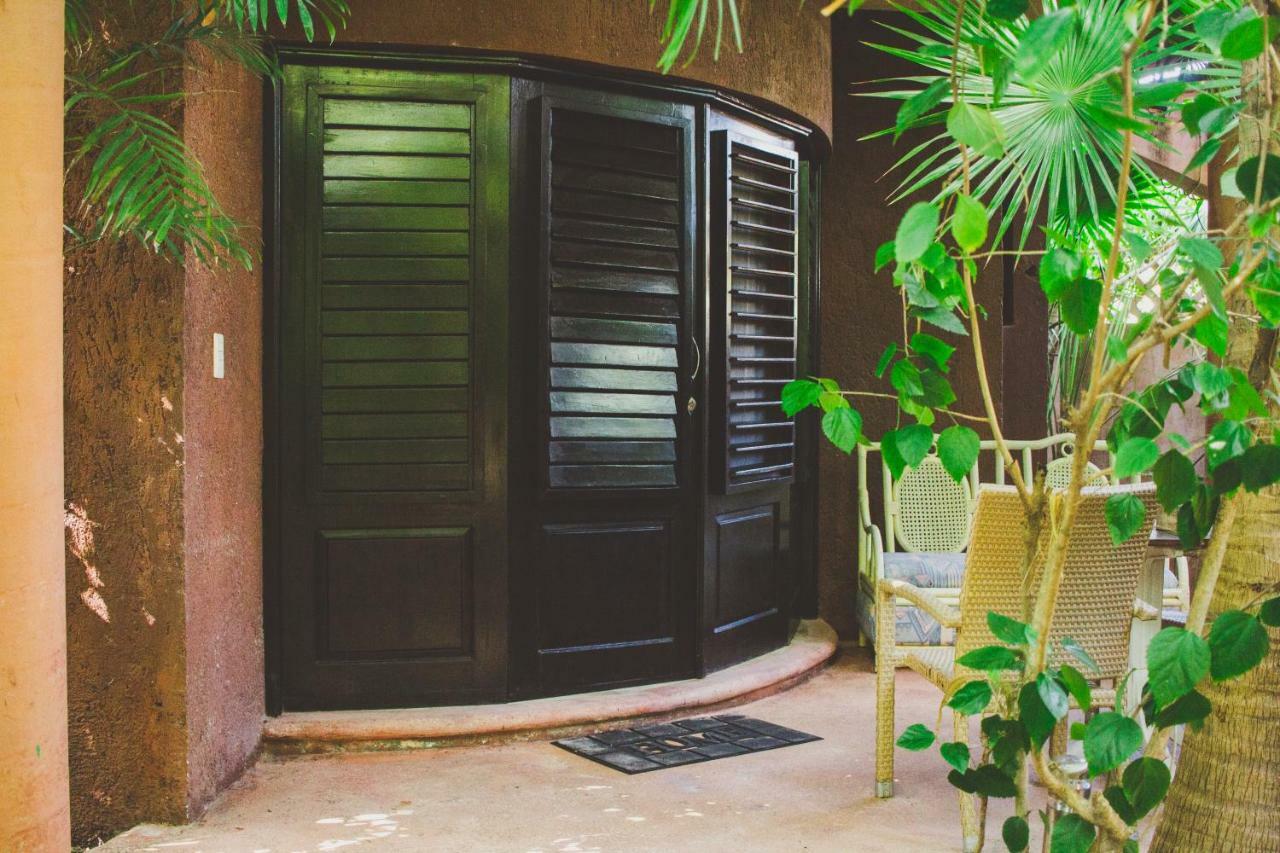 Cocos Cabanas Playa Del Carmen Adults Only Екстериор снимка